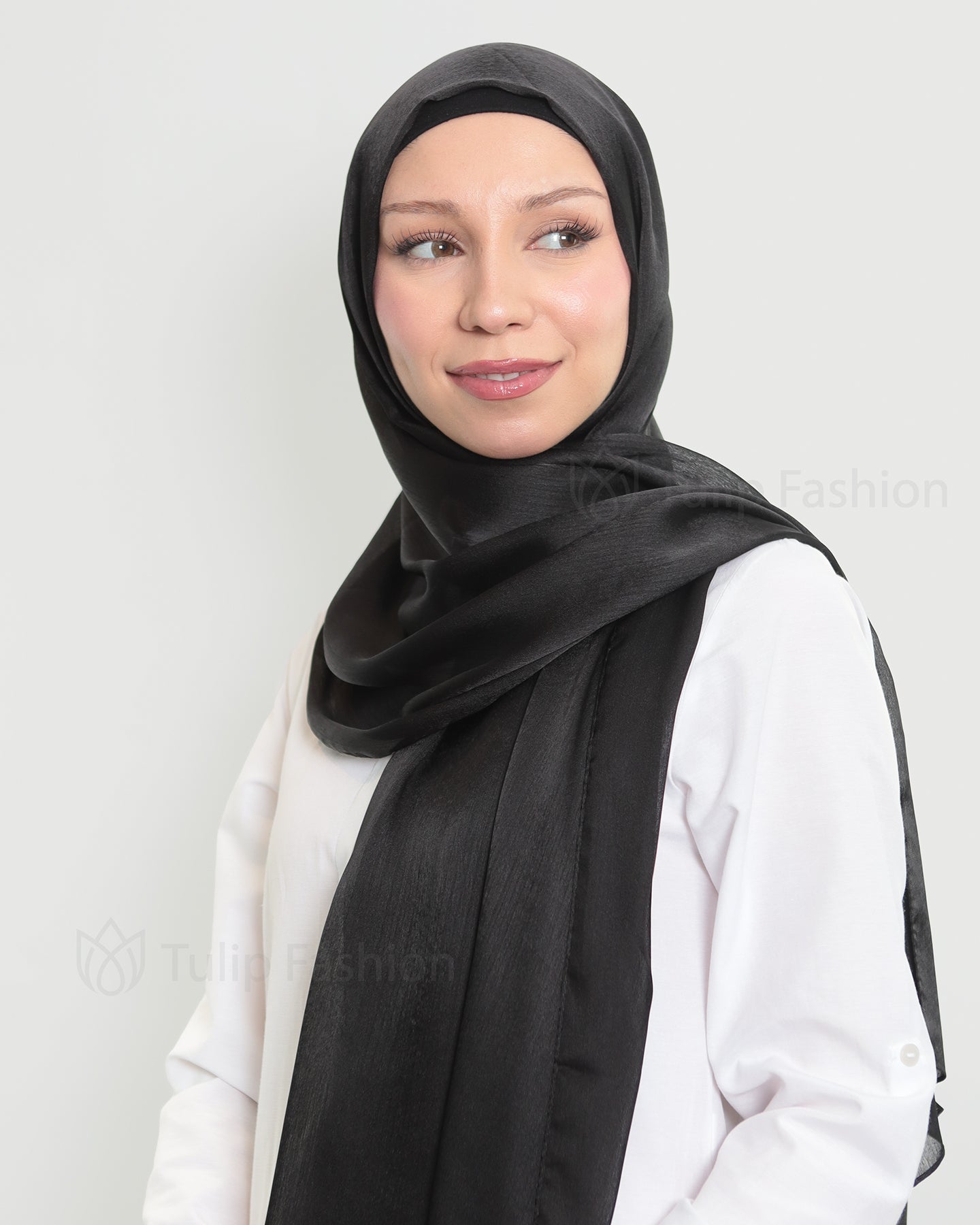 Hijab - Metallic Satin - Black