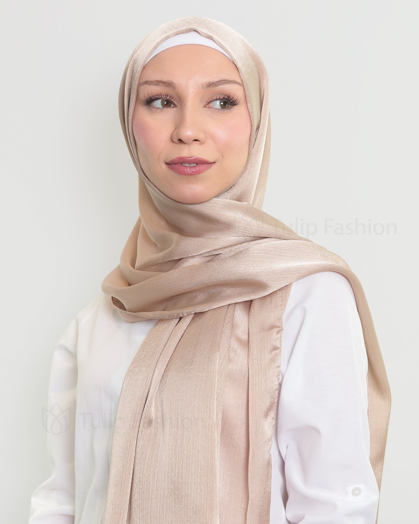 Hijab - Metallic Satin - Nude Beige