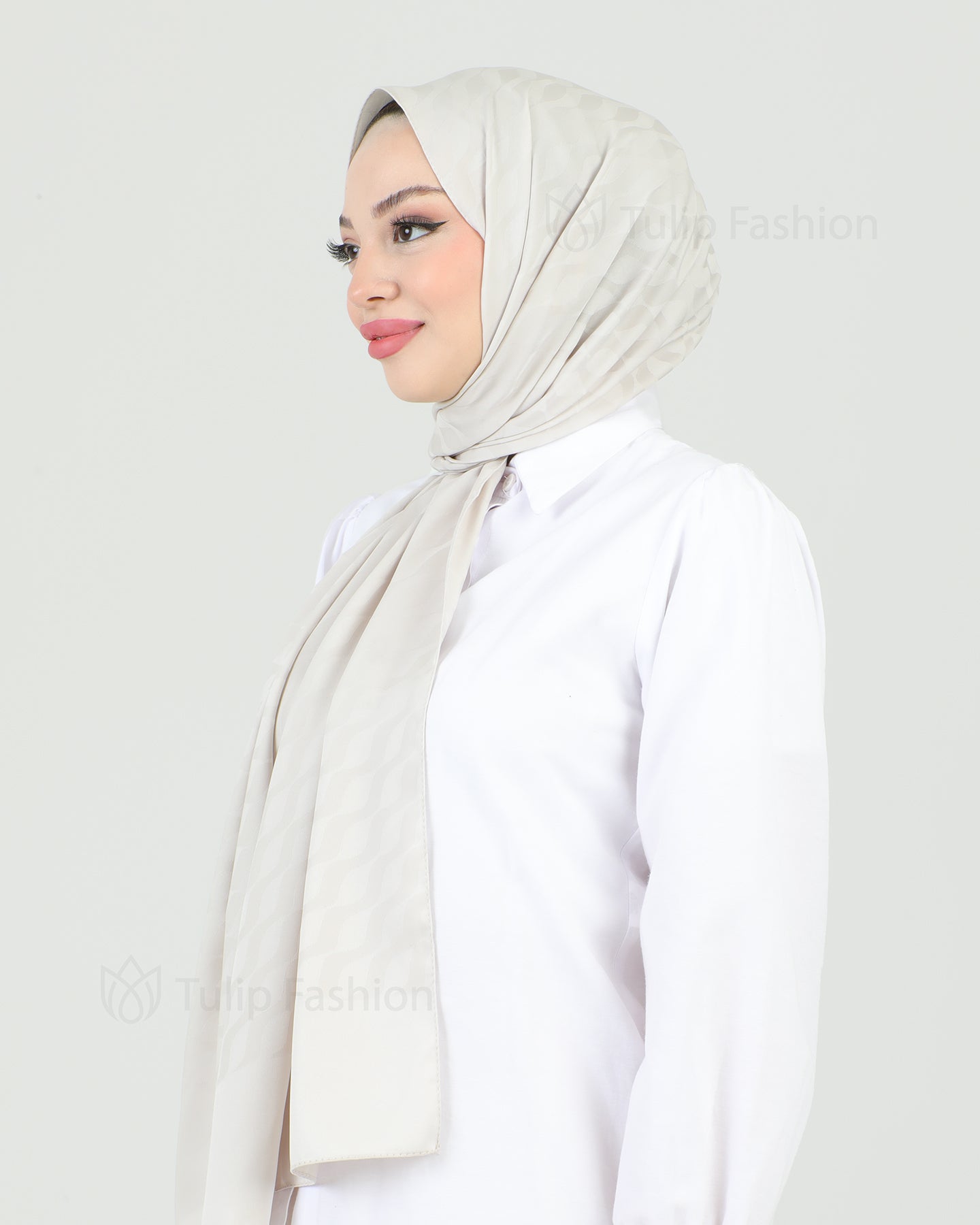 Hijab - Satin Waves - Pearl White
