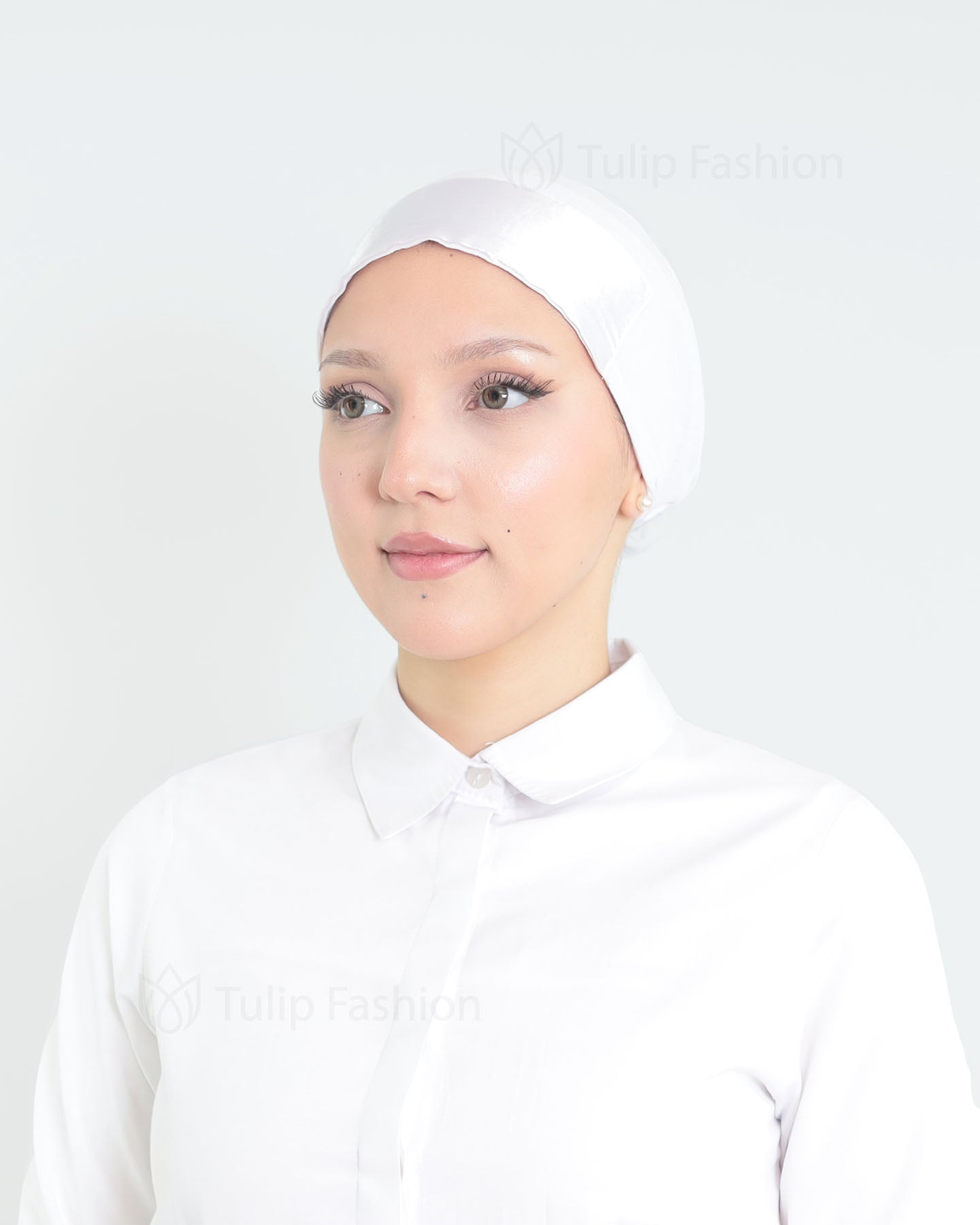 Cap - Tie-back Satin front - White
