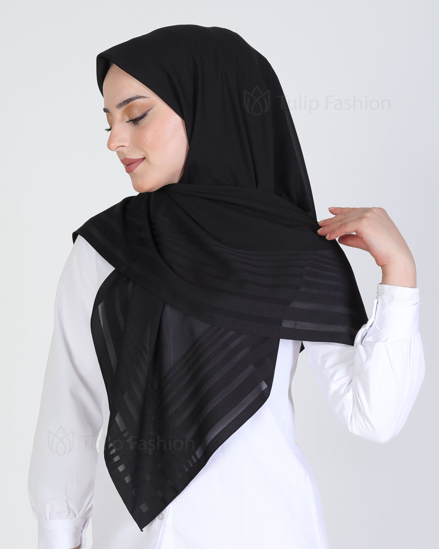 Hijab - chiffon stripes 120 cm - Black