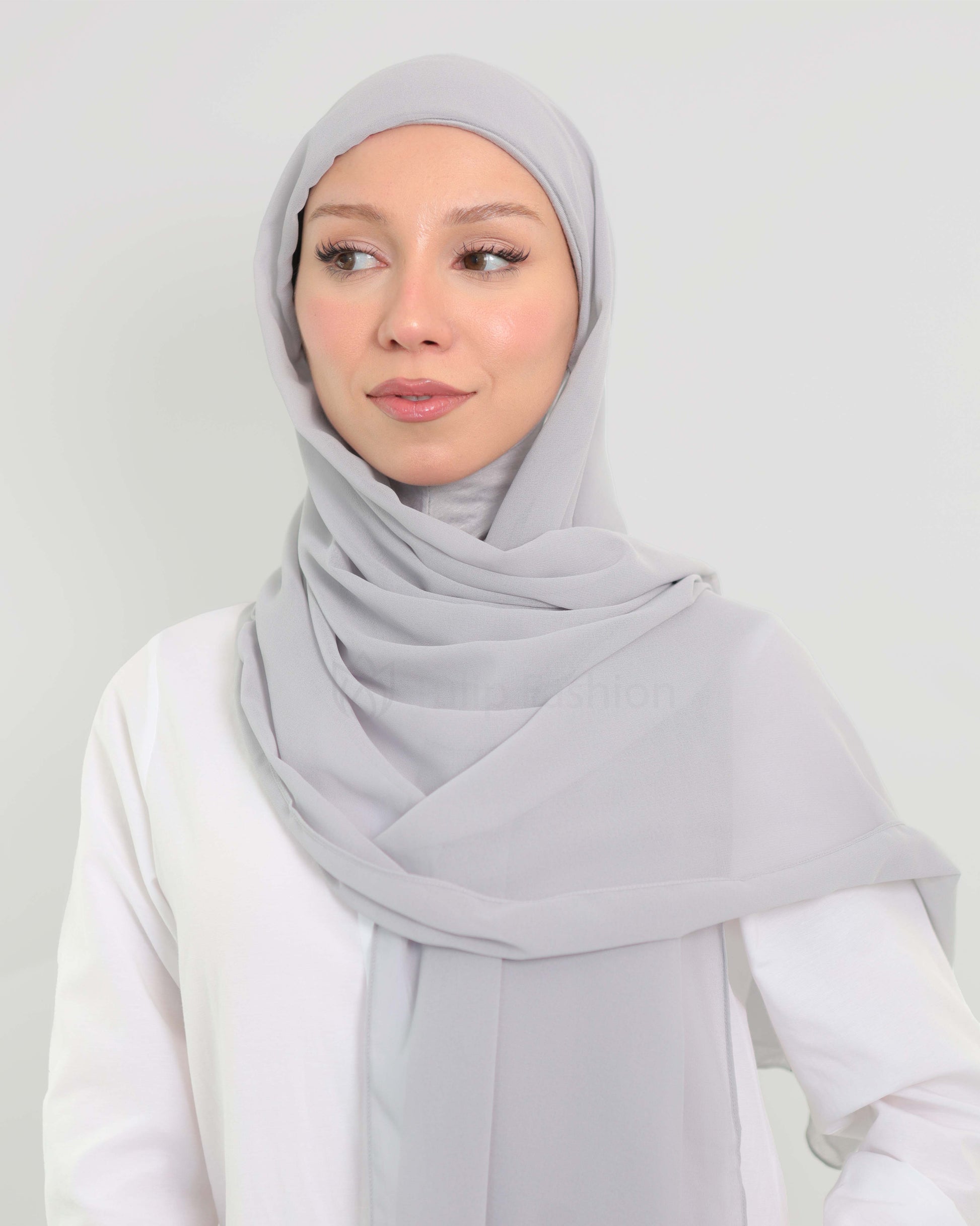 Hijab - Instant Chiffon with full coverage underscarf - Light Gray