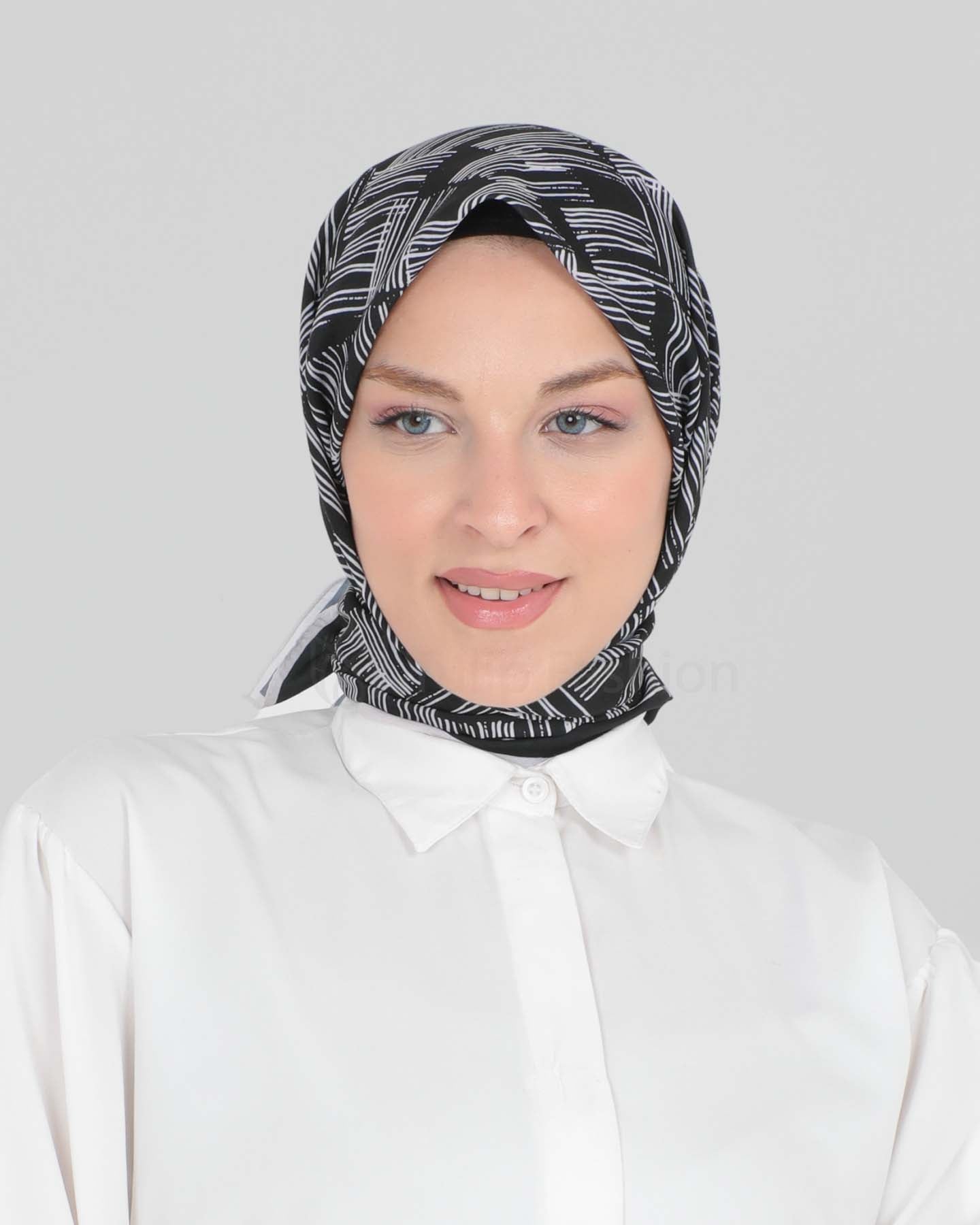 Hijab - Square Graphic- Black