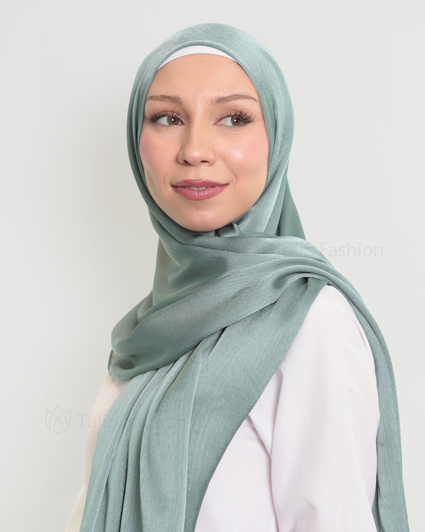 Hijab - Metallic Satin - Green