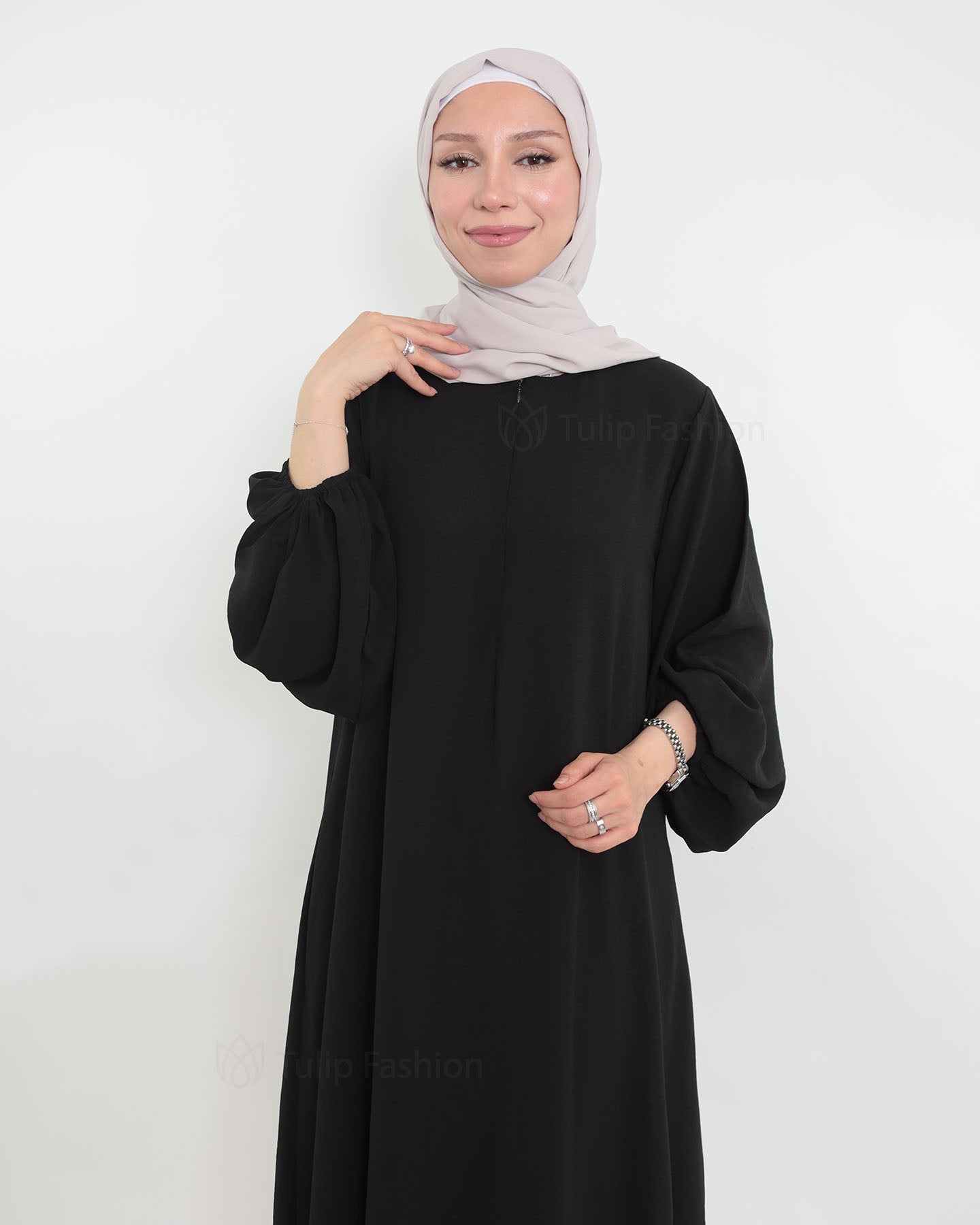 Rihab Abaya - Black