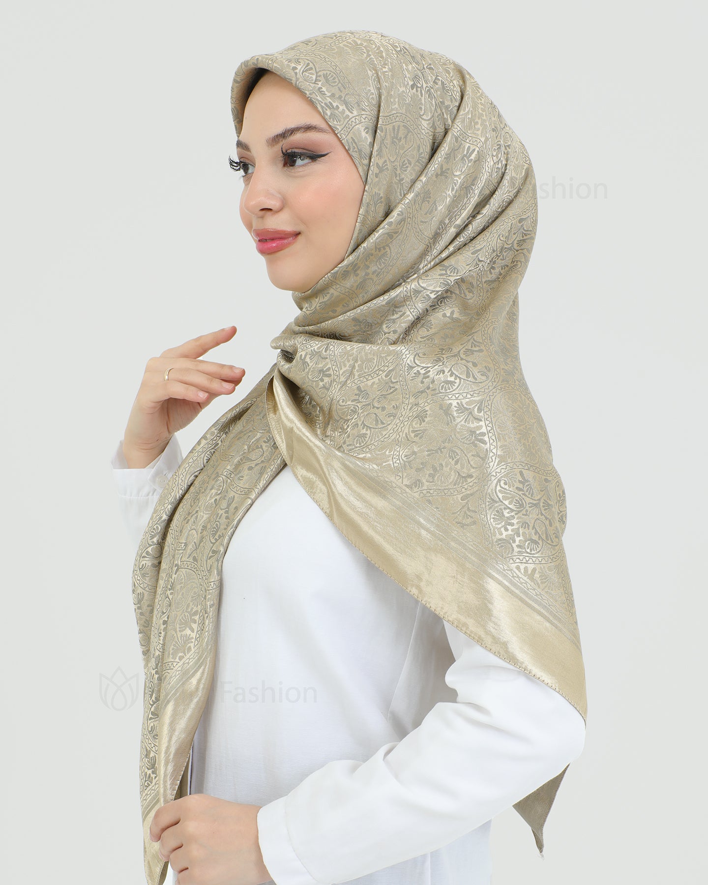 Hijab - Square Viskon 120 cm - Beige