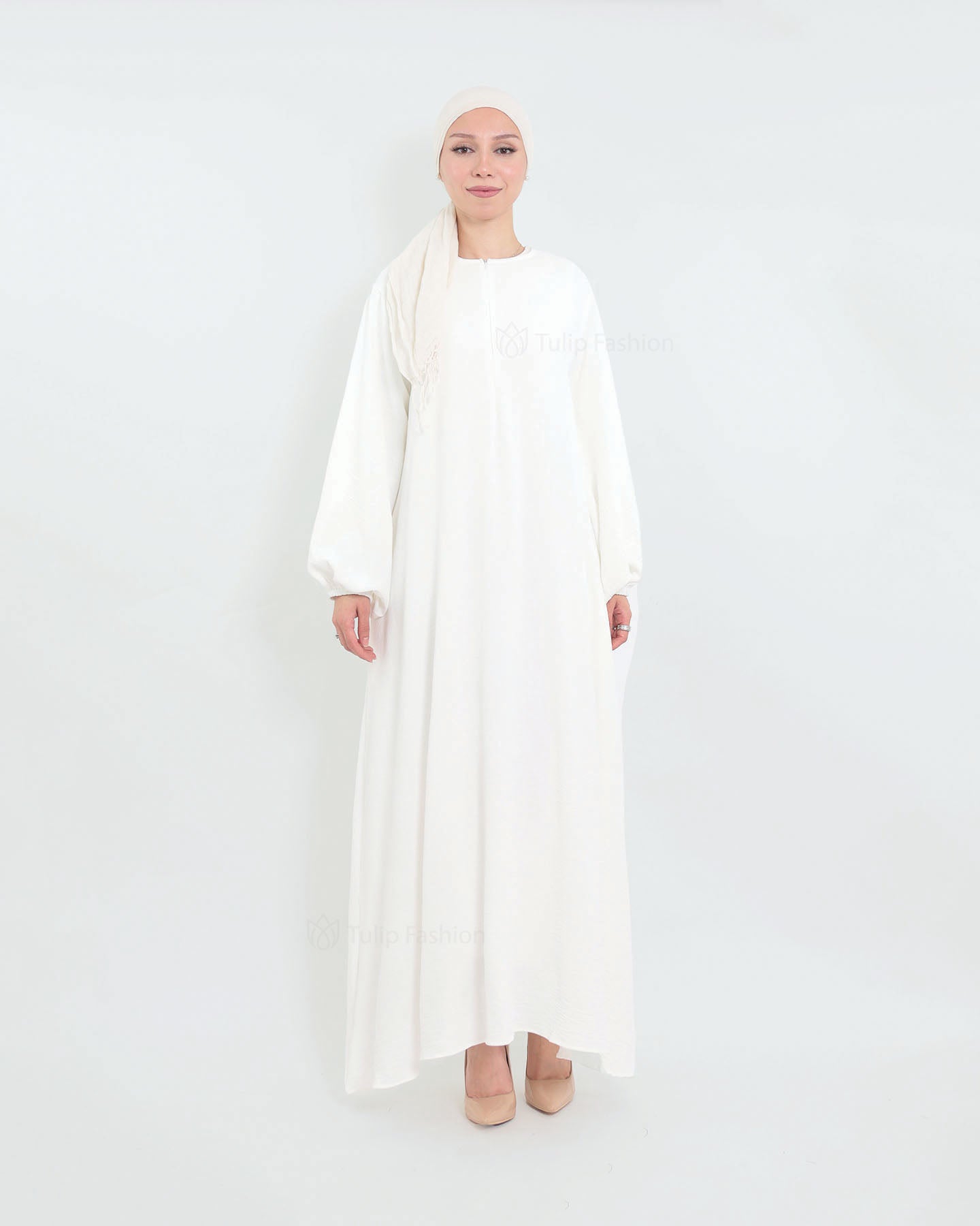 Rihab Abaya -  White